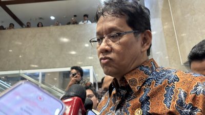 Purbaya bakal tinjau hambatan dapen dan asuransi masuk pasar saham